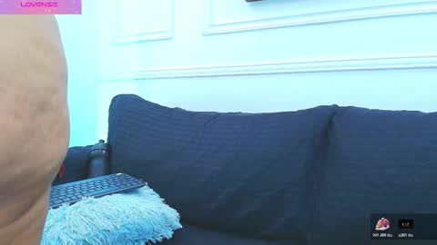 Snapshot of daisy_price chatting on 11-26-25, 11:22 Daisy Price online show from 11-26-25, 11:22