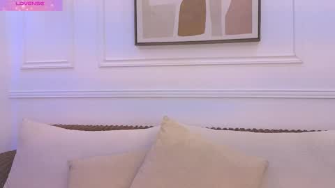 Daisy Price online show from 03-27-26, 10:04