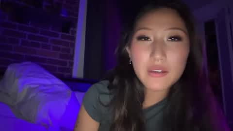 Snapshot of daisykimvip chatting on 02-09-25, 05:19 Daisy Kim online show from 02-09-25, 05:19