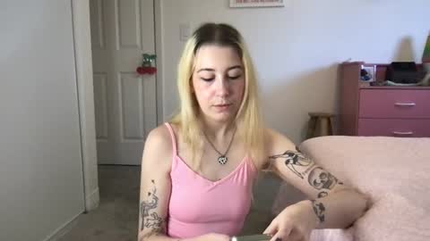 daisymynx online show from 07-19-26, 06:22