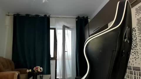 Beatrice online show from 03-19-26, 11:36