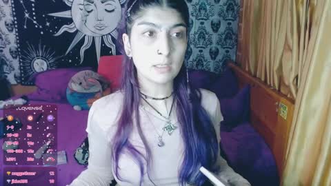 Snapshot of dak_7 chatting on 01-12-25, 12:18 -- -- help me reach 100 hands up online show from 01-12-25, 12:18