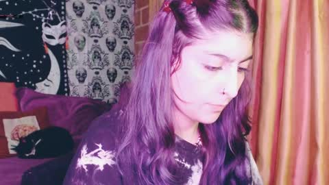 Snapshot of dak_7 chatting on 01-29-25, 04:26 -- -- help me reach 100 hands up online show from 01-29-25, 04:26