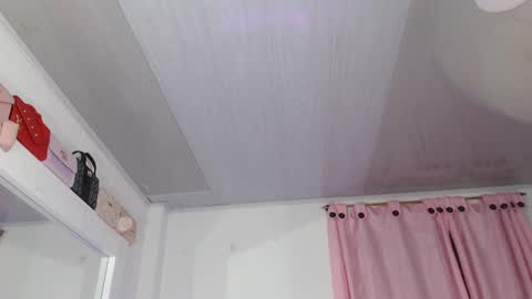 VALENTINA  online show from 02-16-26, 07:59