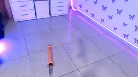 VALENTINA  online show from 03-30-26, 07:42