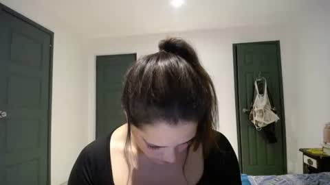 IG  dakotasofiaa online show from 03-26-26, 01:11