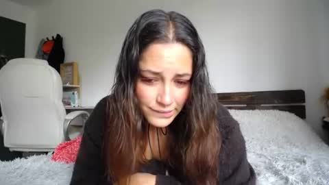 IG  dakotasofiaa online show from 07-02-26, 07:53