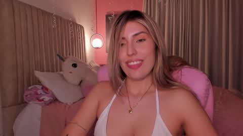 Snapshot of dakota_clark chatting on 02-03-26, 02:53 Helloo HAPPY NEW YEAR Ill be back soon online show from 02-03-26, 02:53