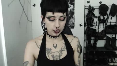 Snapshot of dakota_krall_ chatting on 10-16-25, 11:55 dakota online show from 10-16-25, 11:55