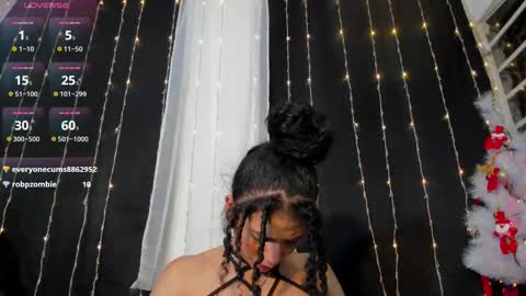 Snapshot of dakota_m01 chatting on 12-22-24, 04:06 Dakota online show from 12-22-24, 04:06