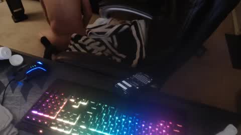 Snapshot of dakota_reilly chatting on 01-24-25, 10:32 Dakota online show from 01-24-25, 10:32