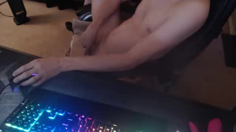 Snapshot of dakota_reilly chatting on 01-26-25, 12:54 Dakota online show from 01-26-25, 12:54