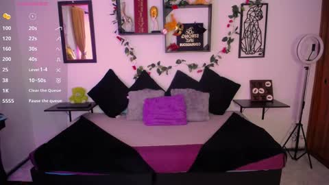 Caroliina online show from 02-28-26, 11:06