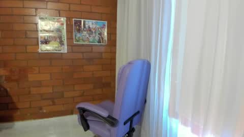 The girl of your dreams o online show from 02-21-25, 09:43