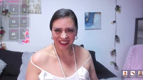 Dakotaagray online show from 03-17-26, 12:48