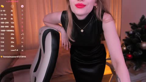 Snapshot of dakotamabs chatting on 01-10-25, 12:47 Dakota online show from 01-10-25, 12:47