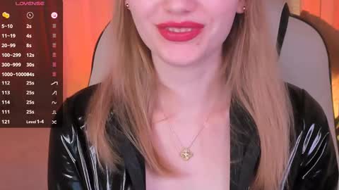 Snapshot of dakotamabs chatting on 02-25-25, 09:53 Dakota online show from 02-25-25, 09:53