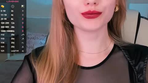 Snapshot of dakotamabs chatting on 09-17-25, 09:55 Dakota online show from 09-17-25, 09:55