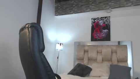 Snapshot of dakotarobbins_ chatting on 12-21-24, 02:15 dakotarobbins_ online show from 12-21-24, 02:15