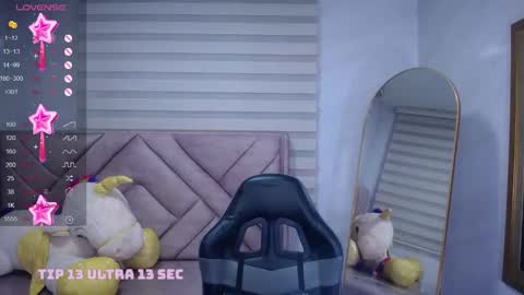 Snapshot of dakotha_v chatting on 03-04-25, 06:47 Dakotha online show from 03-04-25, 06:47