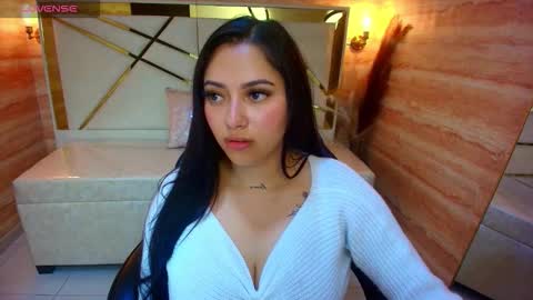 Snapshot of dakotha_v chatting on 09-13-25, 03:06 Dakotha online show from 09-13-25, 03:06