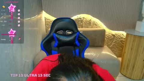 Snapshot of dakotha_v chatting on 09-25-25, 09:18 Dakotha online show from 09-25-25, 09:18