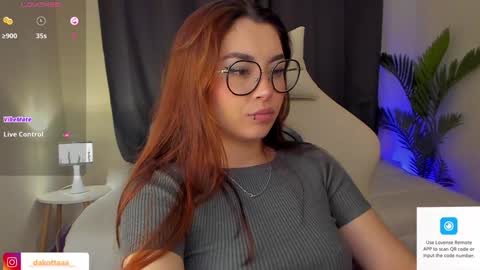dakottaa__ online show from 02-06-25, 10:21