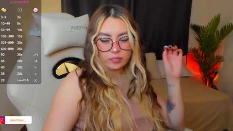 dakottaa__ online show from 07-05-26, 12:06