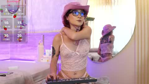 Snapshot of dalahia_rush chatting on 07-18-26, 06:23 Dalia online show from 07-18-26, 06:23