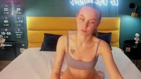 Snapshot of dalegomez chatting on 05-18-26, 01:24 Dale 3 online show from 05-18-26, 01:24