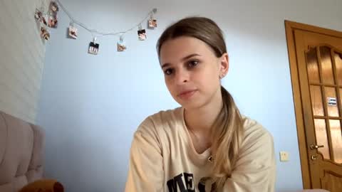 Snapshot of dalenederoin chatting on 07-01-26, 07:32 dalenederoin online show from 07-01-26, 07:32