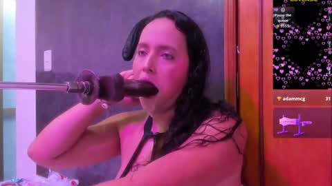 Dalia online show from 05-22-26, 01:57