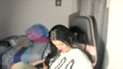 Dalia April online show from 05-12-26, 02:41