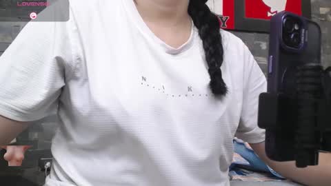 Snapshot of daliadubey chatting on 05-15-26, 11:28 dalia dubey online show from 05-15-26, 11:28