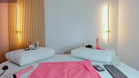 Snapshot of dalila_sette chatting on 04-22-26, 11:34 dalila sette online show from 04-22-26, 11:34