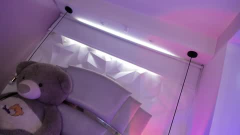 Snapshot of dalila_thoms chatting on 01-03-25, 04:37 Dalila online show from 01-03-25, 04:37