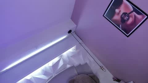 Snapshot of dalila_thoms chatting on 01-16-25, 04:28 Dalila online show from 01-16-25, 04:28