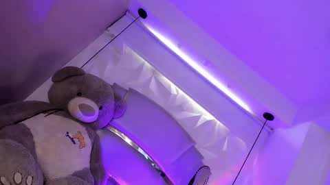 Snapshot of dalila_thoms chatting on 01-20-25, 01:32 Dalila online show from 01-20-25, 01:32