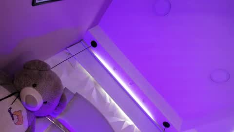 Snapshot of dalila_thoms chatting on 02-09-25, 01:35 Dalila online show from 02-09-25, 01:35