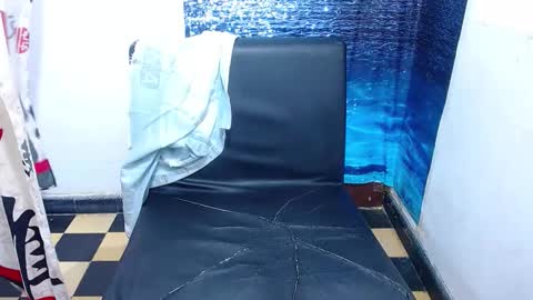 Snapshot of dalilah_pervertt chatting on 10-12-25, 03:33 Dalilah online show from 10-12-25, 03:33