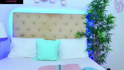 daliyaa_ online show from 10-09-25, 12:14