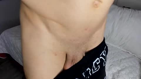 Snapshot of dallas_whitee chatting on 02-18-26, 08:38 Dallas whitee online show from 02-18-26, 08:38