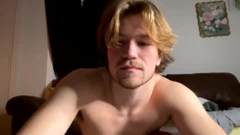 Snapshot of dalton8373 chatting on 01-22-25, 10:07 Dalton8373 online show from 01-22-25, 10:07