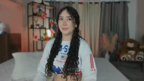 Snapshot of dalylarose chatting on 06-25-26, 01:37 Dalyla online show from 06-25-26, 01:37