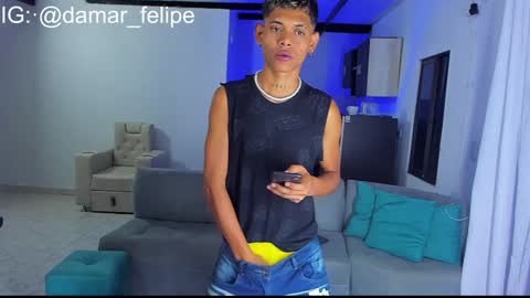 Snapshot of damar_felipe chatting on 02-01-25, 11:37 damar_felipe online show from 02-01-25, 11:37
