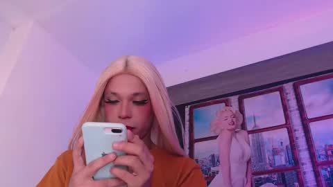         online show from 11-18-25, 04:28