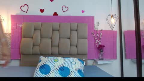 damaryleon online show from 01-12-26, 07:41