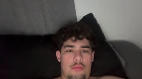 Snapshot of damiam_xj chatting on 03-07-25, 04:00 damiam xj online show from 03-07-25, 04:00