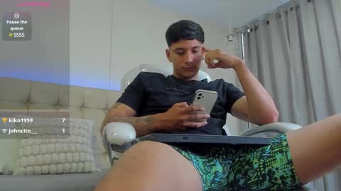 DAMIAN online show from 02-04-25, 03:36