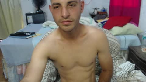 Snapshot of damian_29 chatting on 05-04-26, 06:59 Damian online show from 05-04-26, 06:59